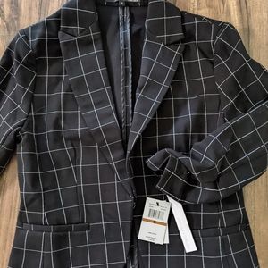 Amanda & Chelsea blazer